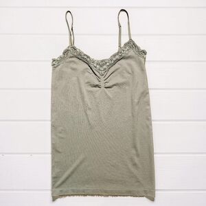 ATTENTION Lace Trim Grey Cami. Size S/M. NWT!